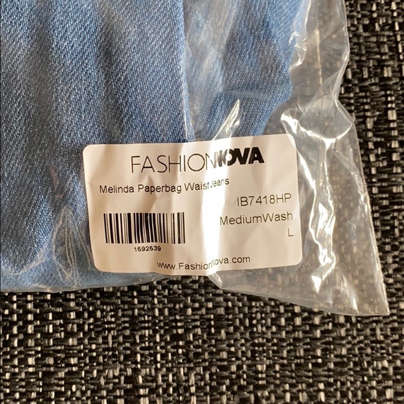 Fashion Nova Jeans - Paper Bag Style Jeans - Picture 7 of 8